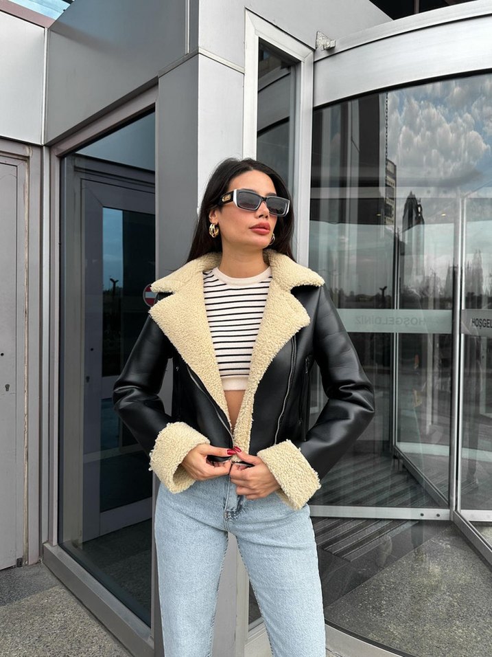 Kürk Detaylı Siyah Deri Kısa Kadın Ceket - Görsel 3