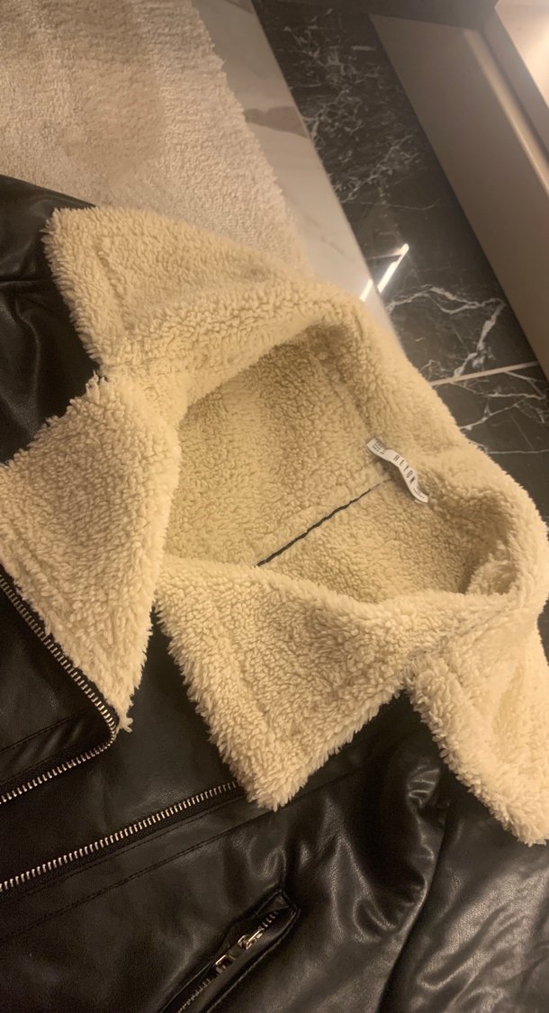 Kürk Detaylı Siyah Deri Kısa Kadın Ceket - Görsel 5