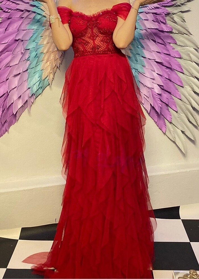 Kırmızı abiye elbise - Görsel 2