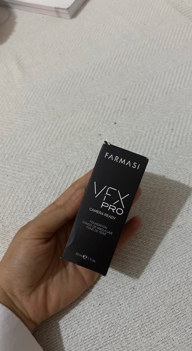 Farmasi VFX Pro Fondöten  30 ml - Görsel 2