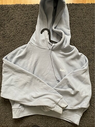 levis sweatshirt