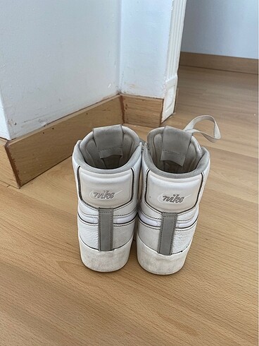 38 Beden Nike blazer bej
