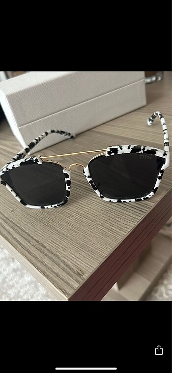 Dior dior güneş gözlüğü
