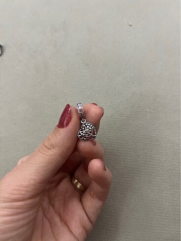 Pandora Pandora charm