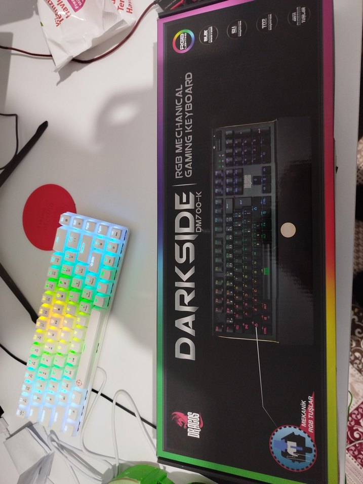 Renkli LED ışıklı mekanik klavye toplu fiyattır - Görsel 4