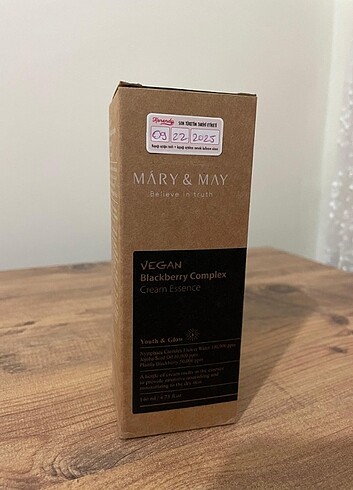 Mary and May BlackBerry complex cream essence