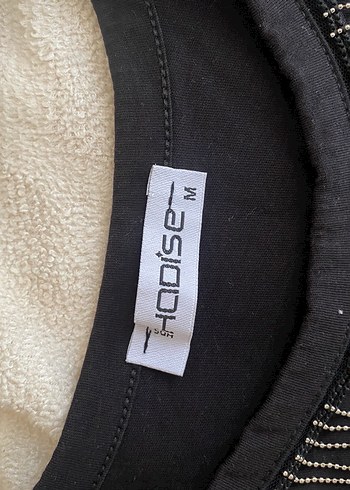 Zincir Detaylı Siyah Mini Tişört - Görsel 3