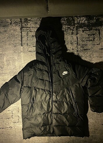 Nike mont 