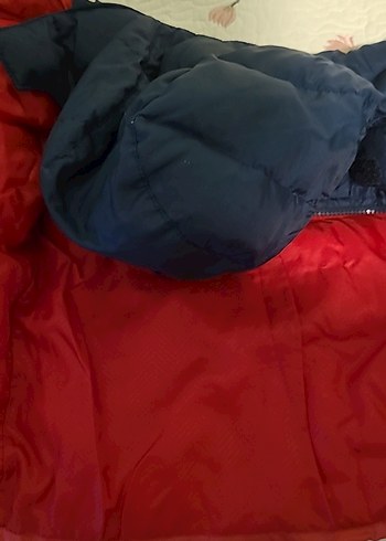 Lacivert-Kırmızı Kapüşonlu Kaztüyü dolgulu Nike Erkek Çocuk Mont - Görsel 7