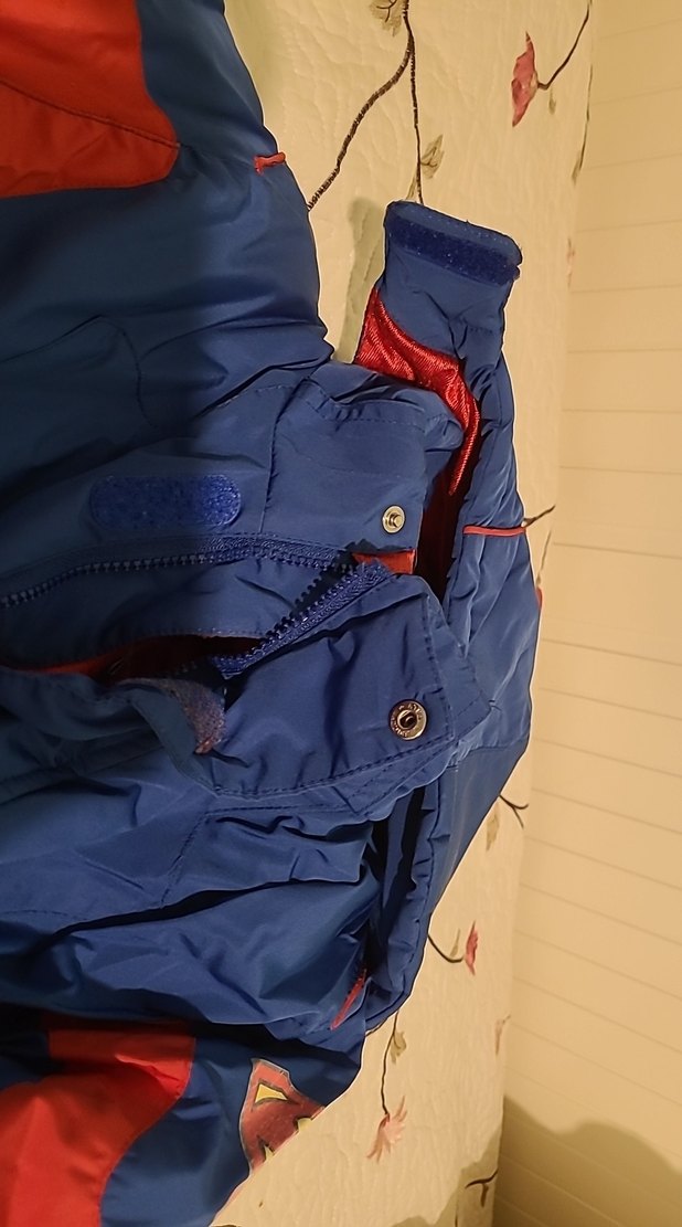 Superman logolu Mavi Kırmızı Kapüşonlu Erkek Çocuk Kayak Montu - Görsel 3