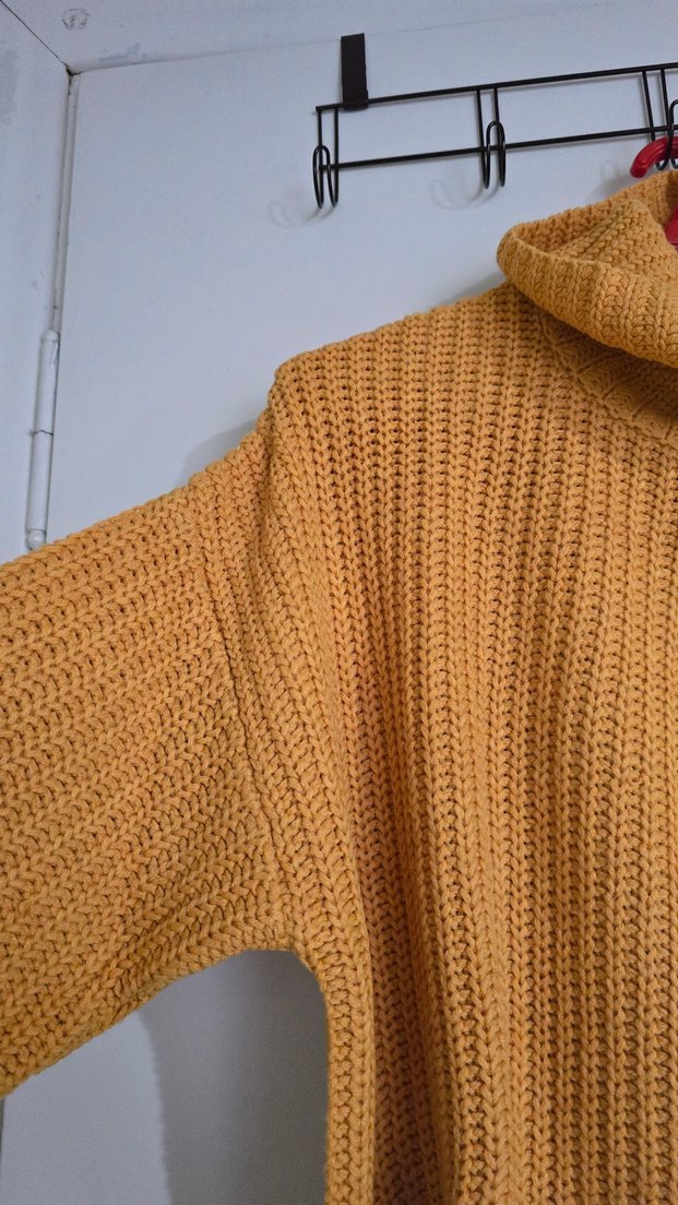 Sarı Örgü Boğazlı Kadın Kazak - Görsel 2