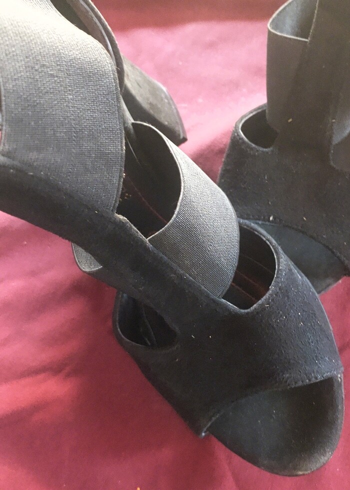 Lastikli topuklu ayakkabı - Görsel 3