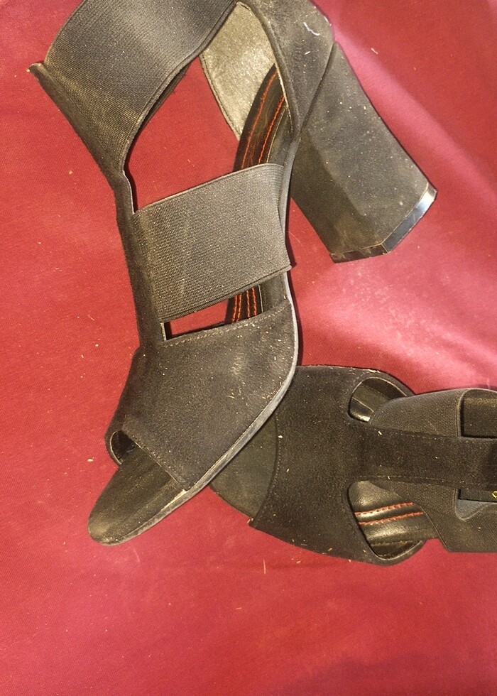 Lastikli topuklu ayakkabı - Görsel 5