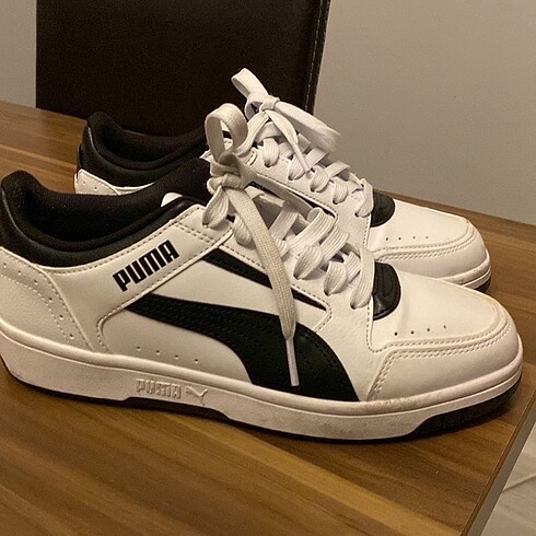 Hiç kullanılmamış puma spor ayakkabısı 39 numara