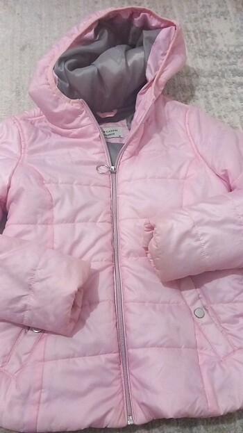 LC Waikiki Pembe mot