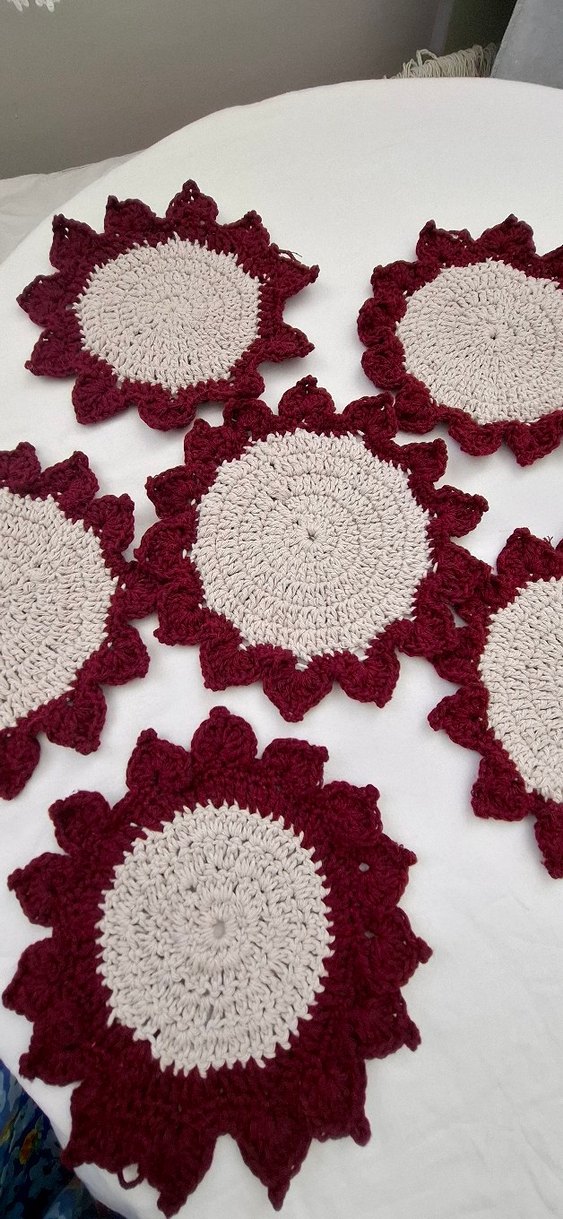 Bohem Kırmızı Kenarlı El Örgüsü Bardak Altlıkları - Görsel 4