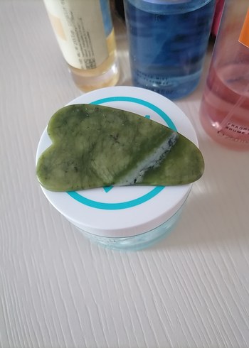 Yeşil Doğal Taş Yüz Masaj Taşı - Görsel 4