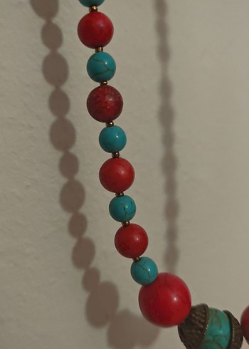 Uzun Turkuaz ve Kırmızı tas Boncuklu Bohem Kolye - Görsel 4