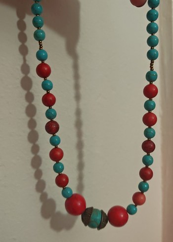 Uzun Turkuaz ve Kırmızı tas Boncuklu Bohem Kolye - Görsel 2