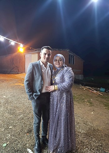 42 Beden mor Renk 1 kez giyildi temizlemesi yapıldı