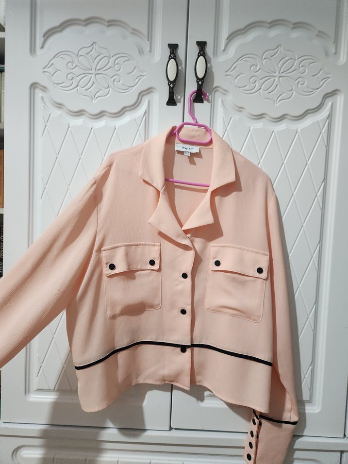 Twist pembe Düğmeli Uzun Kollu Kadın Gömlek - Görsel 2