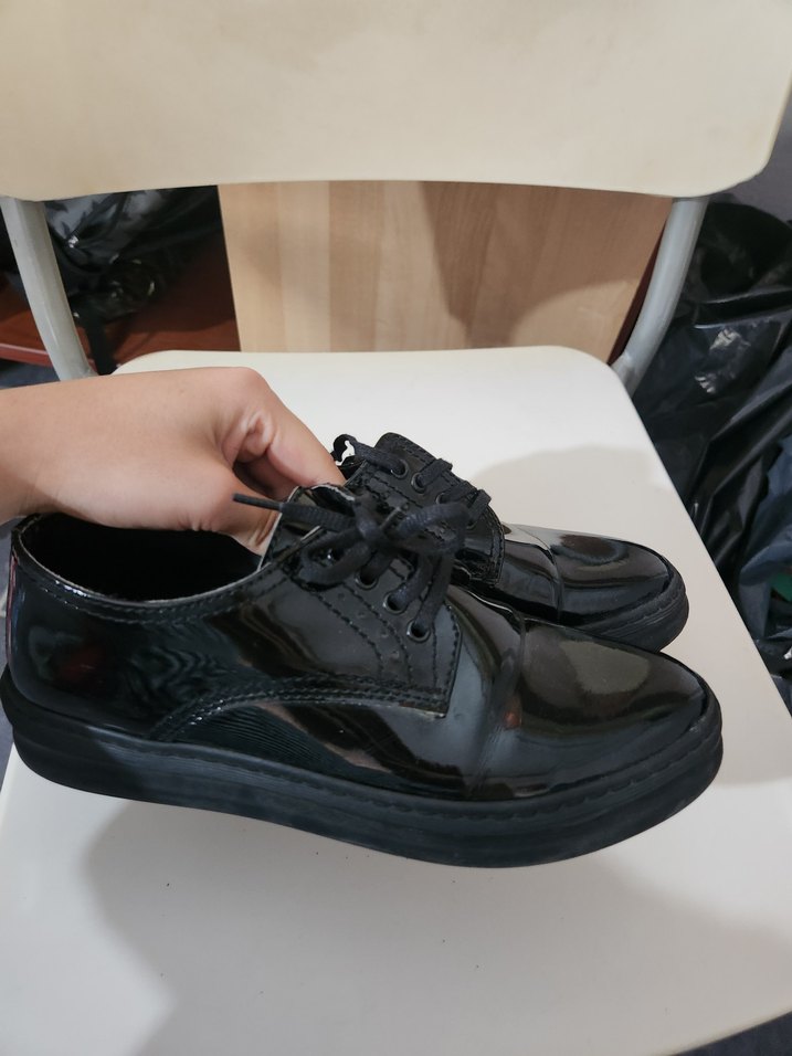 Bambi kadın Parlak Siyah Rugan Klasik Ayakkabı - Görsel 3