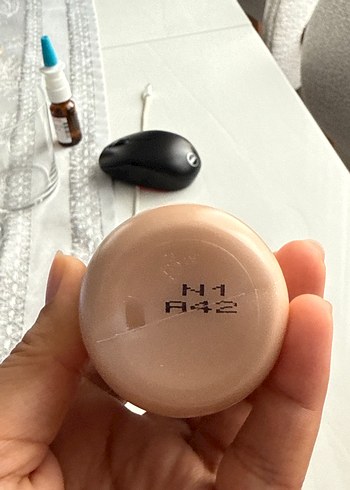 MAC Studio Yüz ve Vücut Fondöten 120 ml - Görsel 2