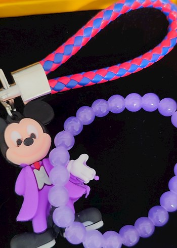 Gri Kedi Aksesuarları ve Batman Figürlü Anahtarlık - Görsel 2