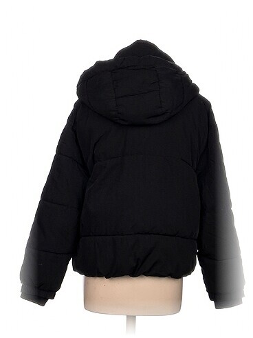 m Beden Pull and Bear Mont %70 İndirimli.