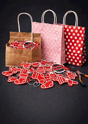 Kırmızı Noel Temalı Anahtarlık Seti 3lü - Görsel 2