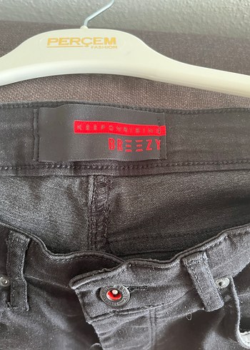 Siyah Kemerli Erkek Kot Şort - Görsel 3