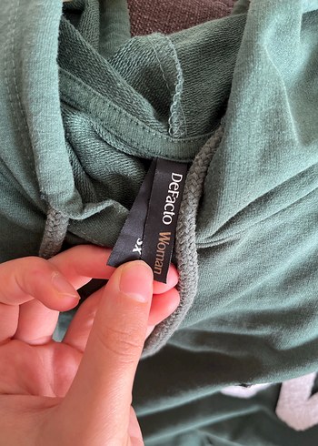 Kapüşonlu Yeşil Kadın Sweatshirt - Görsel 3