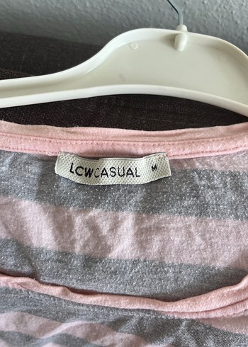 Pembe Gri Çizgili Kadın Tişört - Görsel 3