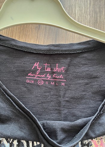 Kadın Siyah Rock Punk Baskılı Tişört - Görsel 3