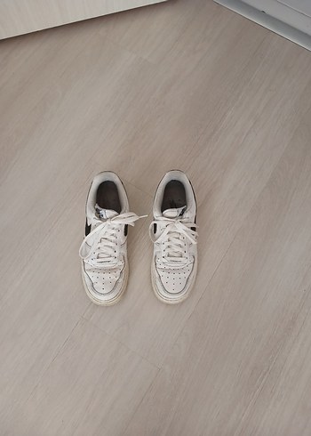 Nike Beyaz Bağcıklı erkek spor ayakkabı orijinal