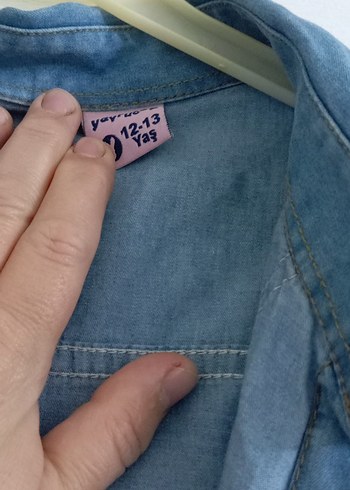 Düğmeli Kısa Kollu Denim Kadın Gömlek - Görsel 3