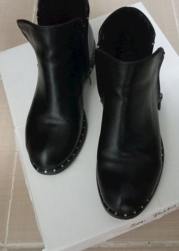 Siyah Deri Kadın Bot - Tokalı, Topuklu - Görsel 4