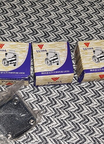 Beden beyaz Renk Dolap çekmece Kilidi