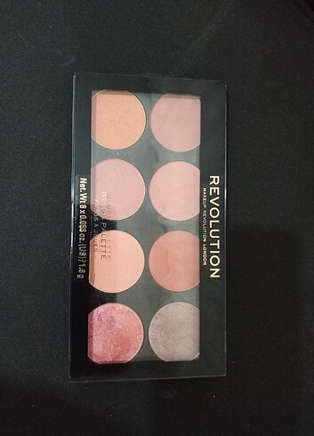 Revolution Blush Palette (Hot Spice)