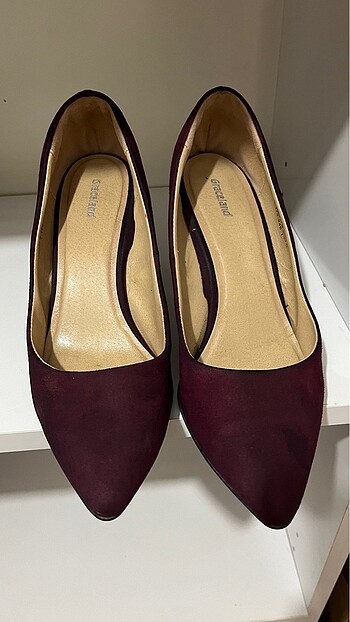 Graceland bordo hafif topuklu süet ayakkabı