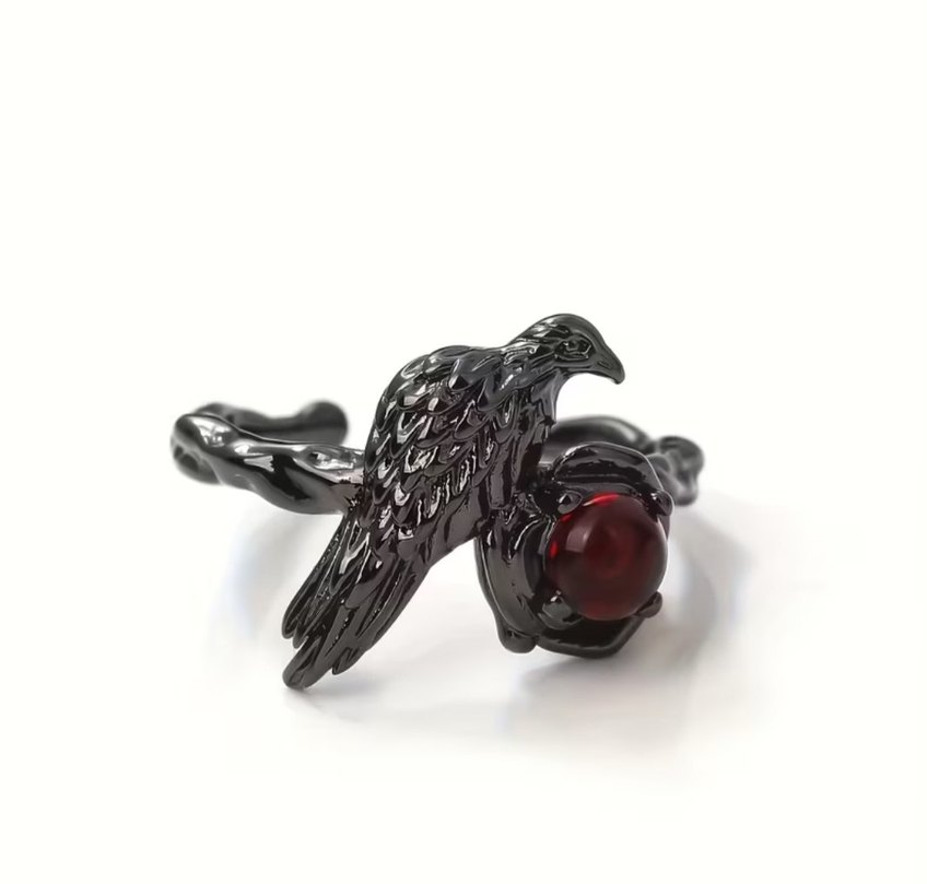 Gotik Kırmızı Boncuklu Karga Motifli Yüzük - Görsel 2