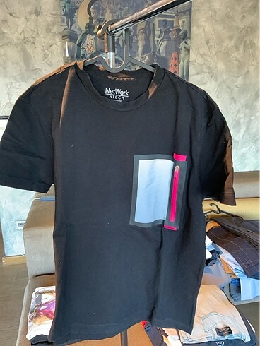 Siyah tshirt