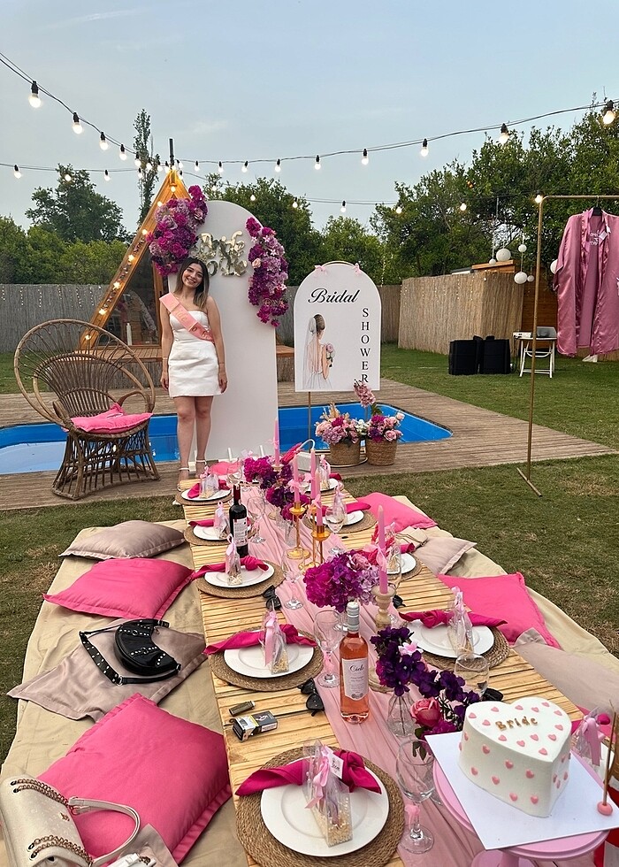 Beyaz elbise - Görsel 2