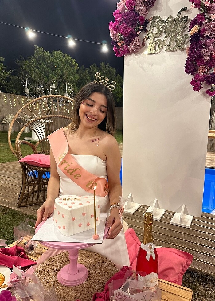 Beyaz elbise - Görsel 3