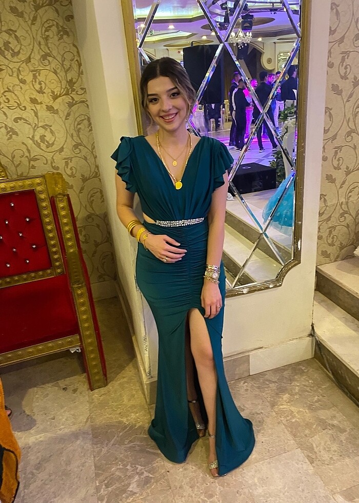 Yeşil abiye elbise - Görsel 2