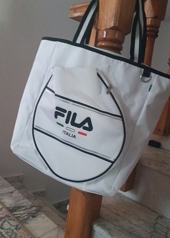 Beyaz FILA Baskılı Fermuarlı Kadın Çanta