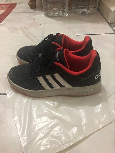 Adidas ayakkabı