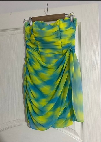 38 Beden Askılı Drapeli Mini Tie-Dye Elbise
