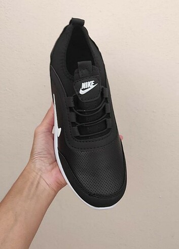 38 Beden siyah Renk Nike Spor Ayakkabı 