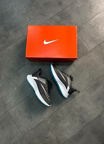 Nike Nike Spor Ayakkabı